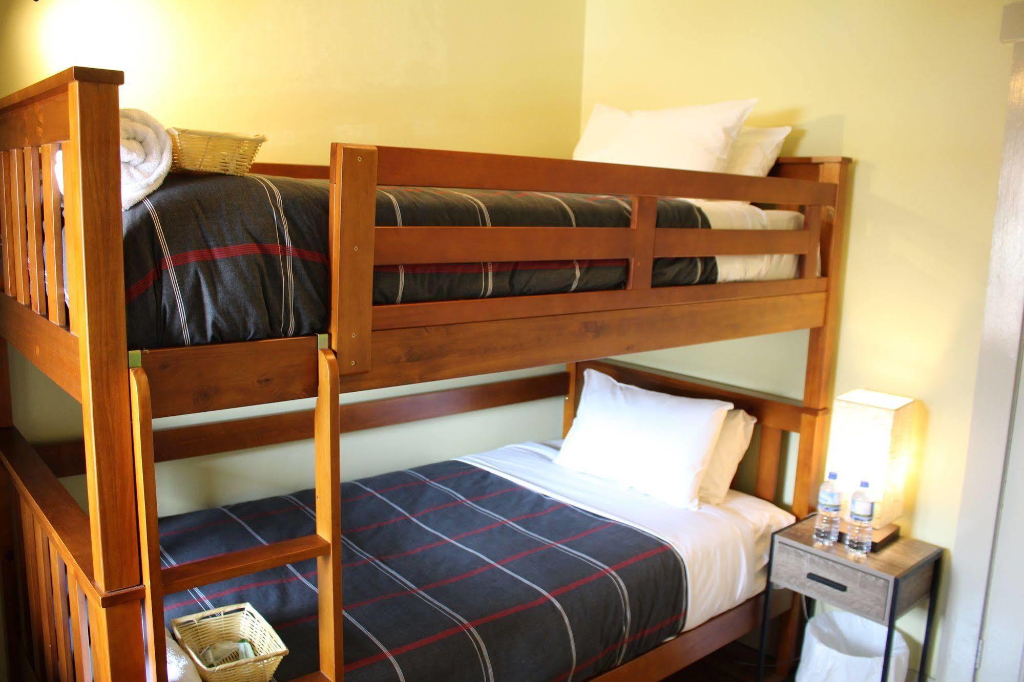 The Tasmanian Inn Hobart Ngoại thất bức ảnh