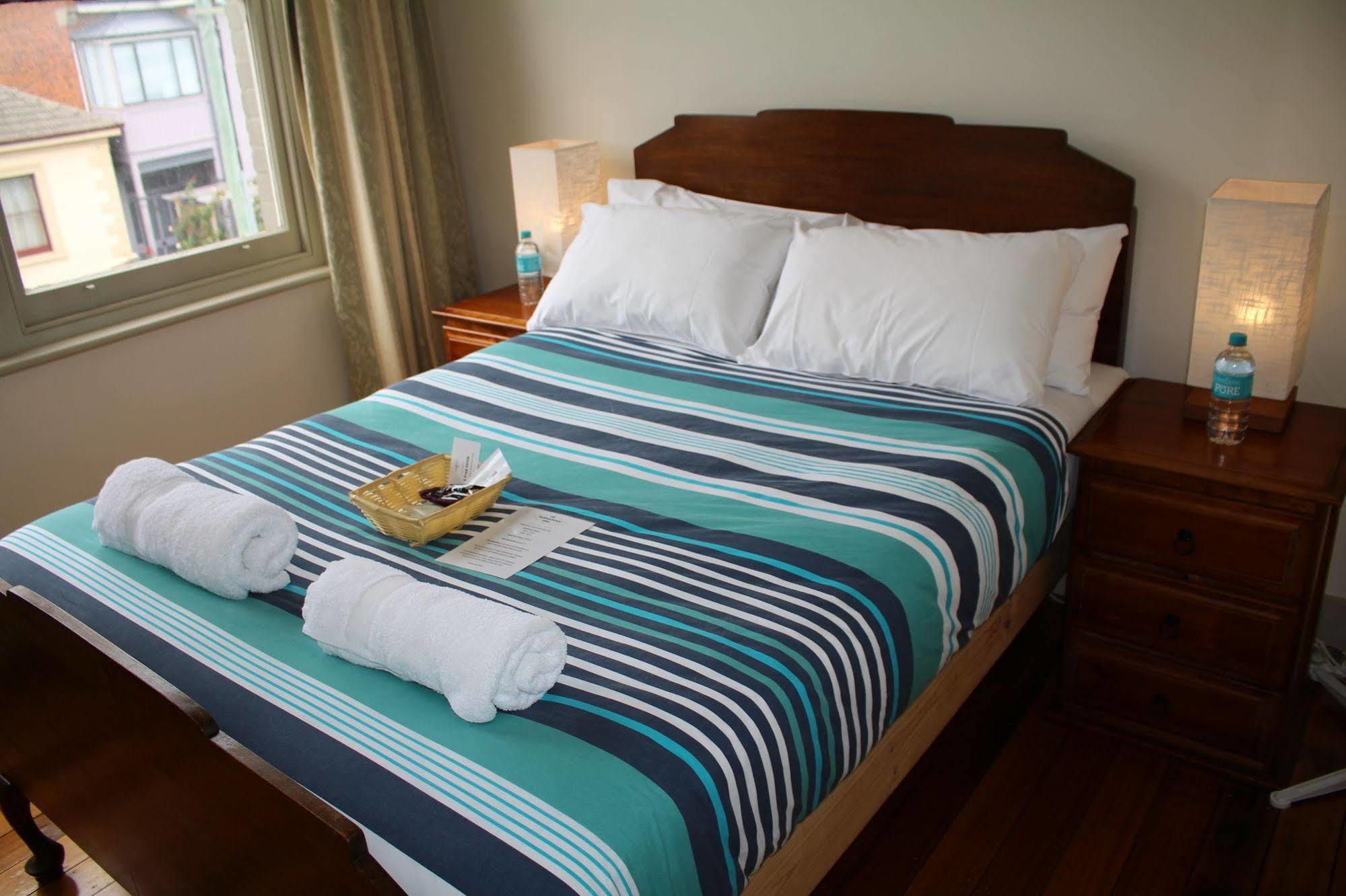 The Tasmanian Inn Hobart Ngoại thất bức ảnh