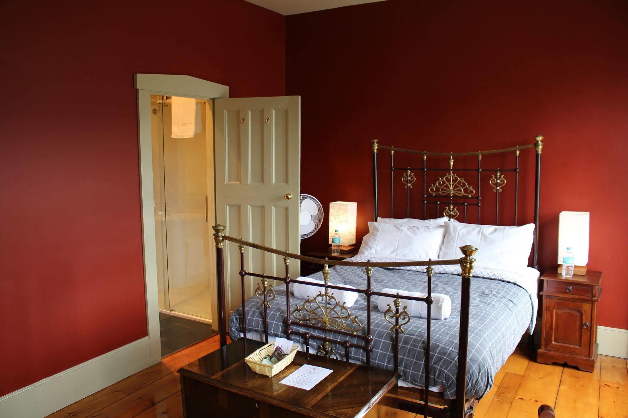 The Tasmanian Inn Hobart Ngoại thất bức ảnh