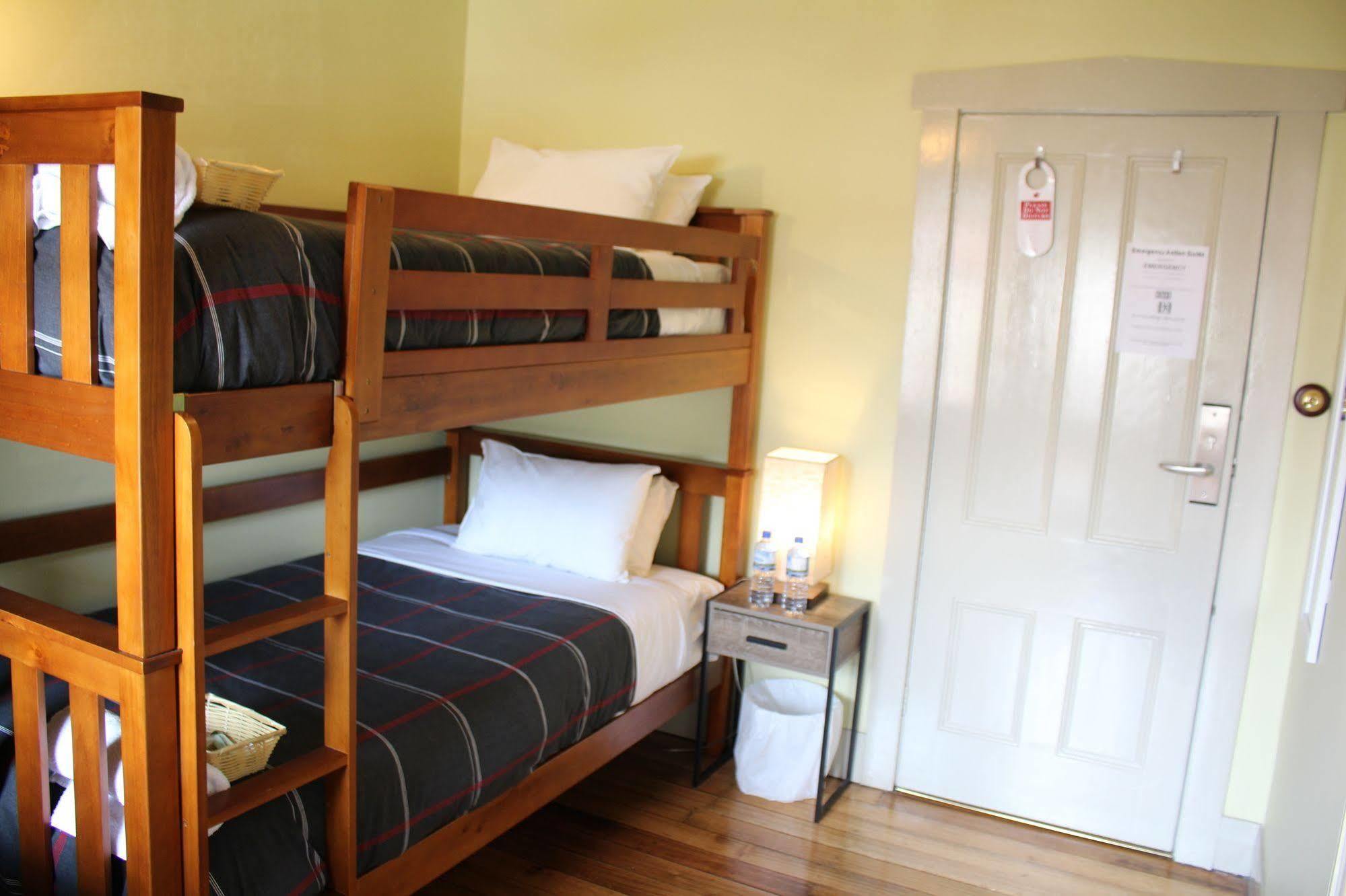 The Tasmanian Inn Hobart Ngoại thất bức ảnh